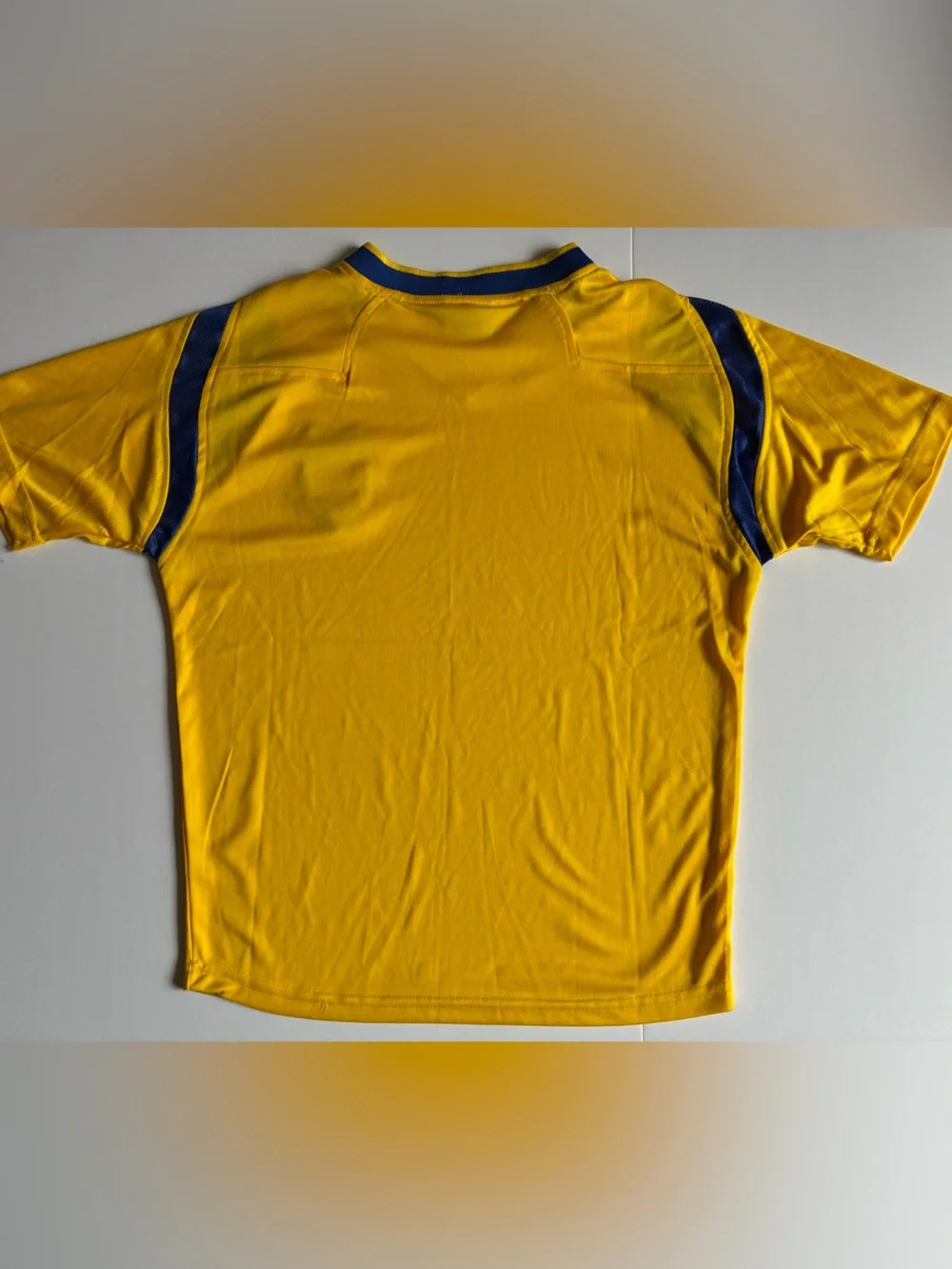 Sweden Kids Soccer Jersey - Yellow with Blue Trim Size 10